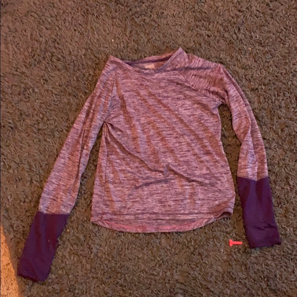 A long sleeve shirt